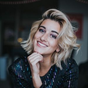 Meet your Posher, Anna